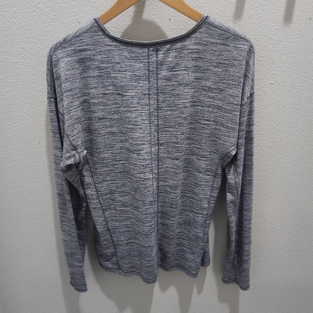 Lululemon Sweat Embrace Long Sleeve Training T-Shirt Women's Sz L Heather Gray - Picture 5 of 8